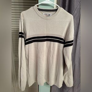 Urban Pipeline vintage sweater. Light black with dark brown strip. Size large.
